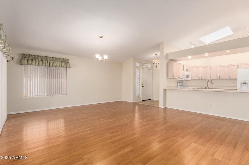 14566 Zuni Trl, Surprise, AZ 85374