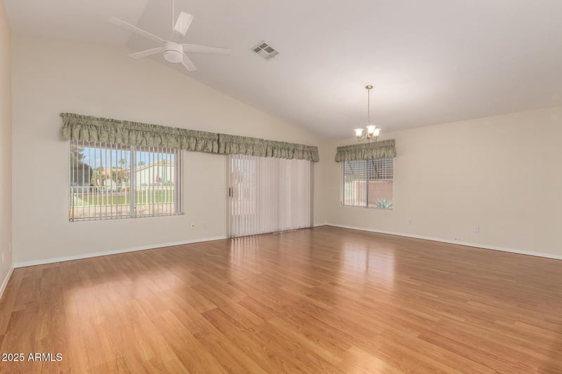 14566 Zuni Trl, Surprise, AZ 85374