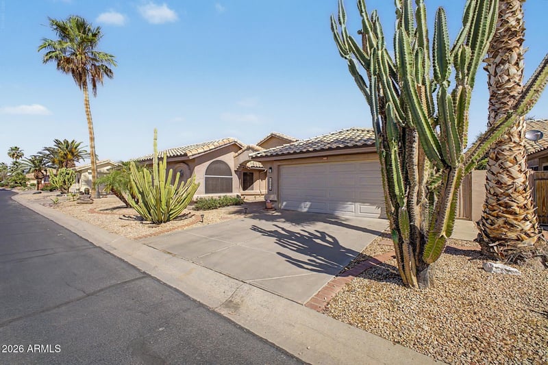14574 W Bison Pa, Surprise, AZ 85374
