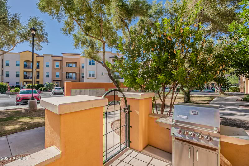 14575 Mountain View Blvd #411, Surprise, AZ 85374