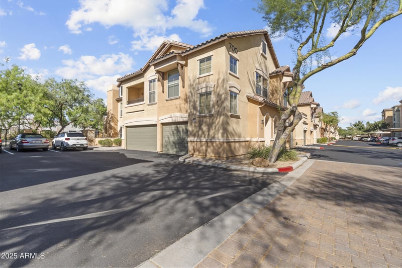 14575 Mountain View Blvd #711, Surprise, AZ 85374