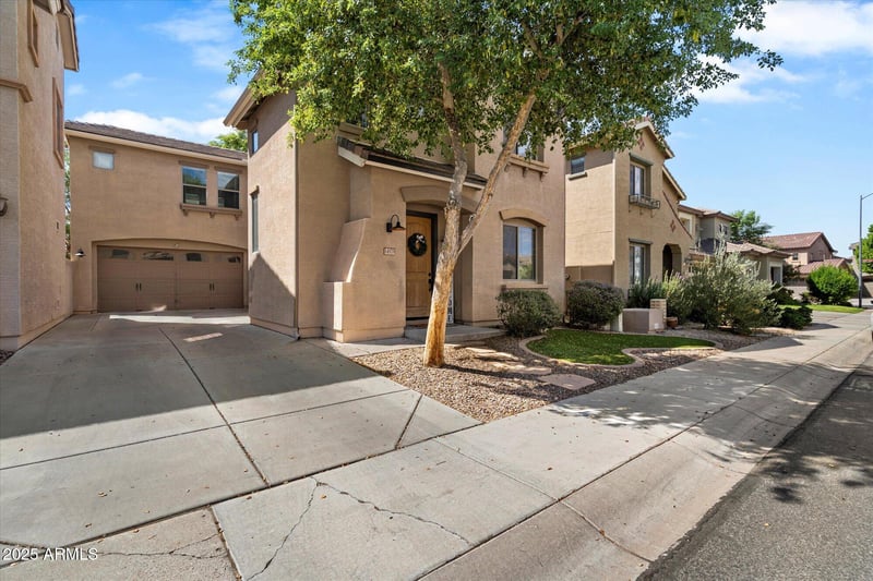 14575 Port Royale Ln, Surprise, AZ 85379