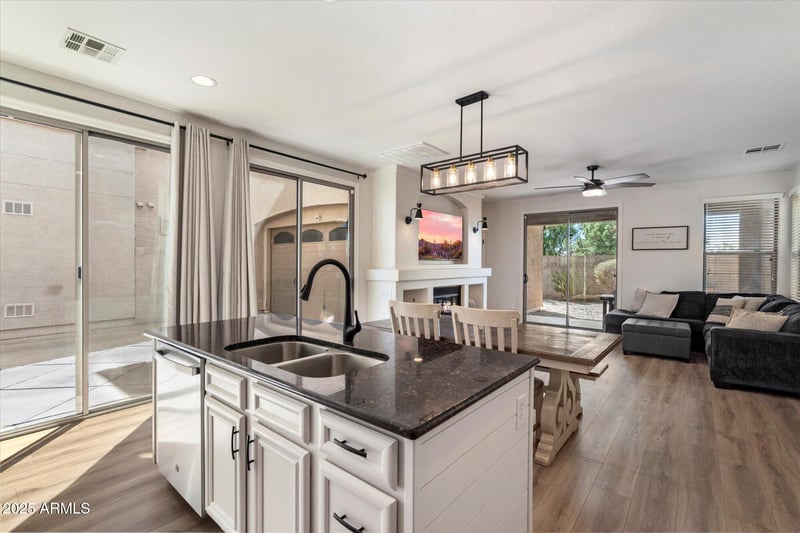 14575 Port Royale Ln, Surprise, AZ 85379