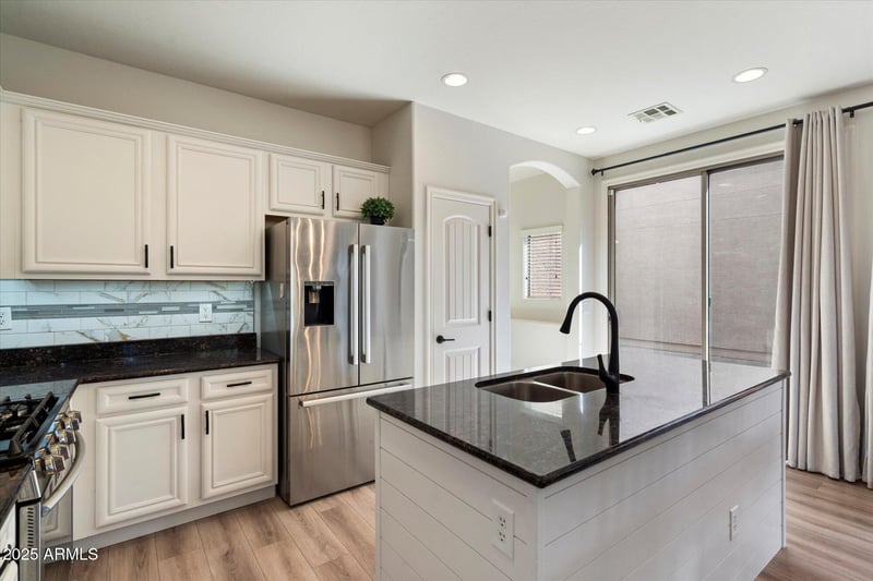 14575 Port Royale Ln, Surprise, AZ 85379