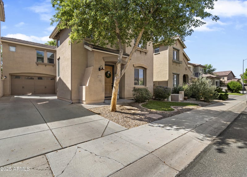 14575 Port Royale Ln, Surprise, AZ 85379