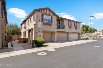 1458 80th Ln, Phoenix, AZ 85043