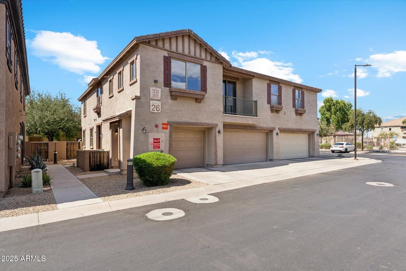 1458 80th Ln, Phoenix, AZ 85043