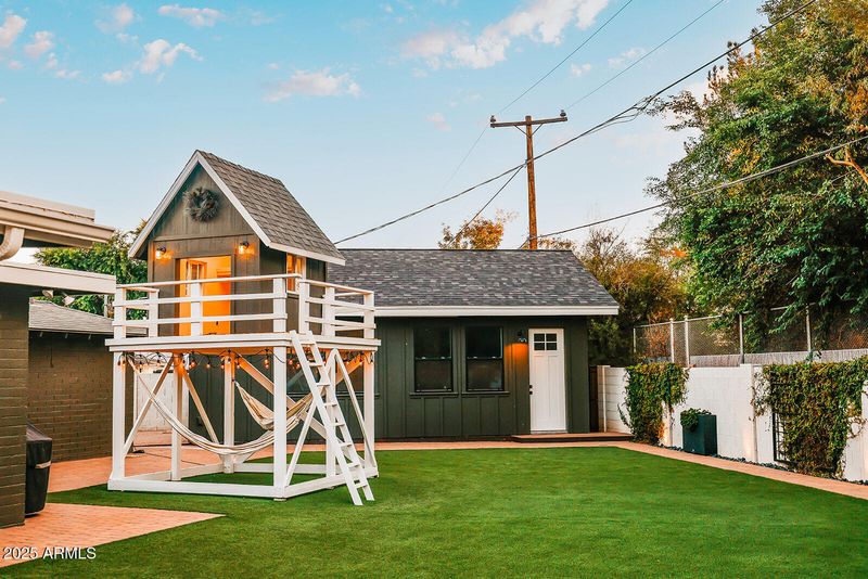 1458 E Tuckey Ln, Phoenix, AZ 85014