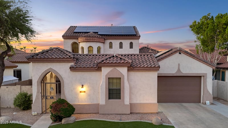 14582 Wilshire Dr, Goodyear, AZ 85395