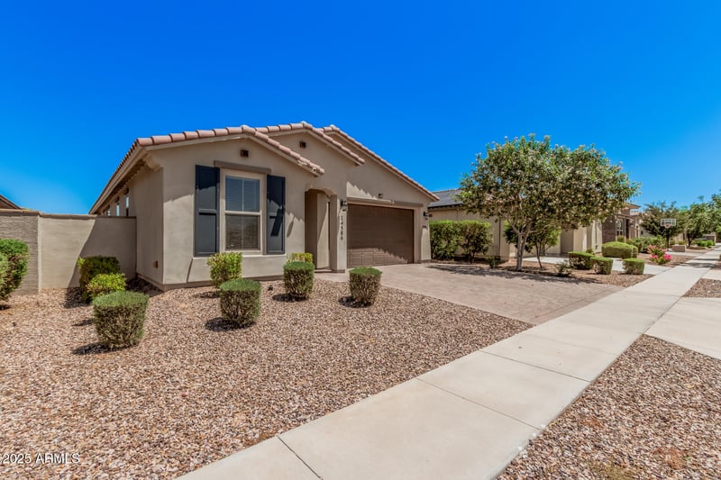 14586 Aster Dr, Surprise, AZ 85379