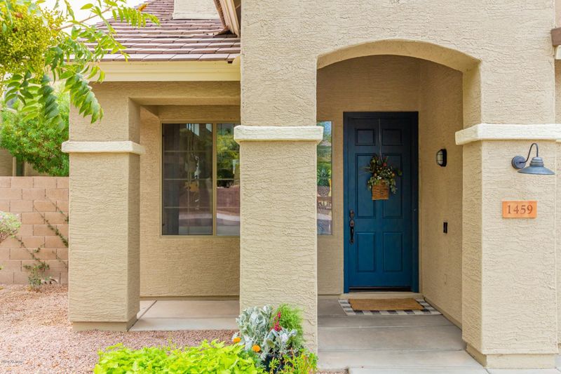 1459 E Chestnut Ln, Gilbert, AZ 85298