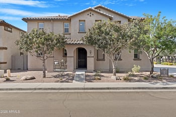 146 E Bluejay Dr, Chandler, AZ 85286