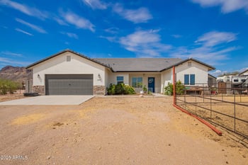 146 Whiteley St, Apache Junction, AZ 85119