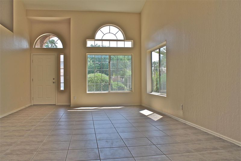 146 S Abalone Dr, Gilbert, AZ 85233