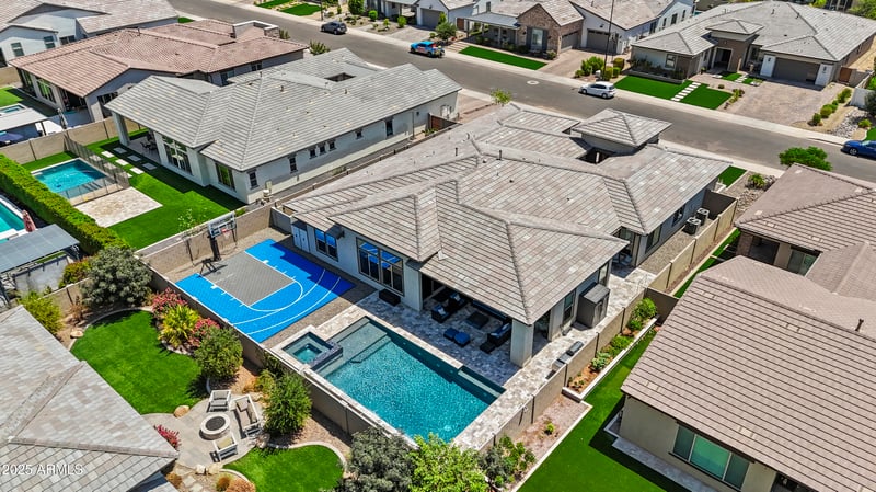 1460 Crescent Way, Gilbert, AZ 85298