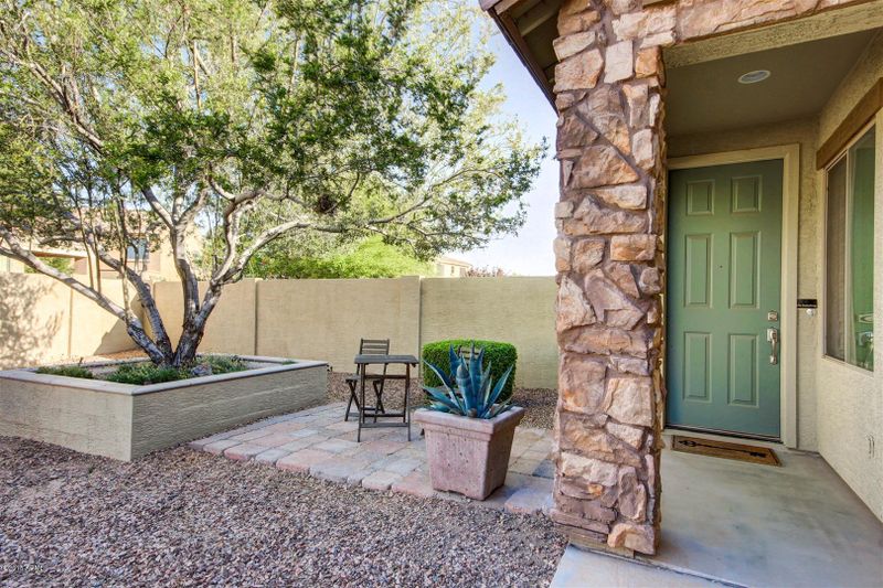 1460 E Arrowhead Trl, Gilbert, AZ 85297