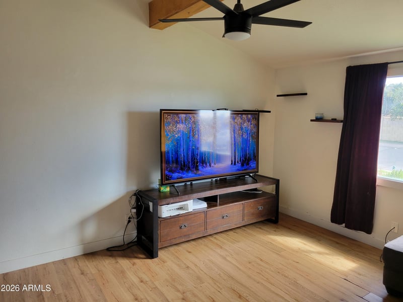 14604 52nd Ave, Glendale, AZ 85306