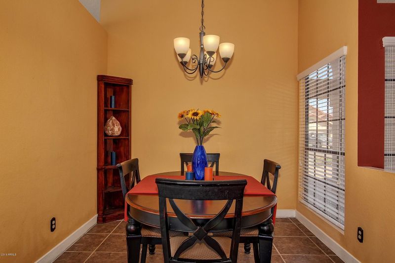 14604 S 41st Way, Phoenix, AZ 85044