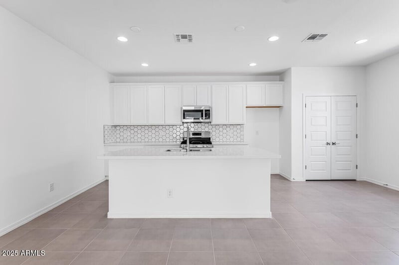 14604 Sand Hills Rd, Surprise, AZ 85387