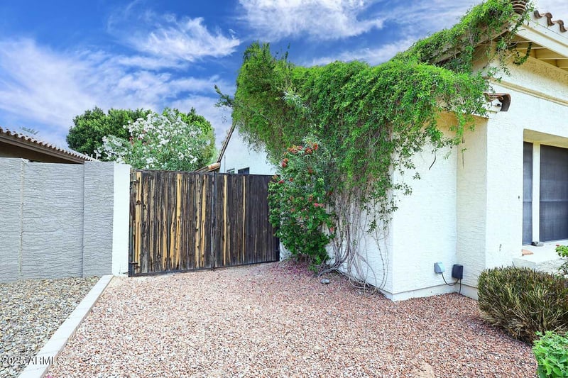 14605 35 Pl, Phoenix, AZ 85044