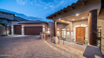 14605 S Presario Trl, Phoenix, AZ 85048