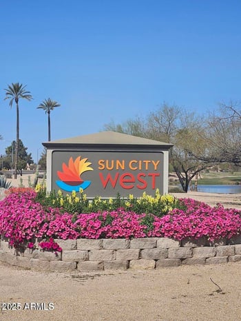 14608 Horizon Dr, Sun City West, AZ 85375