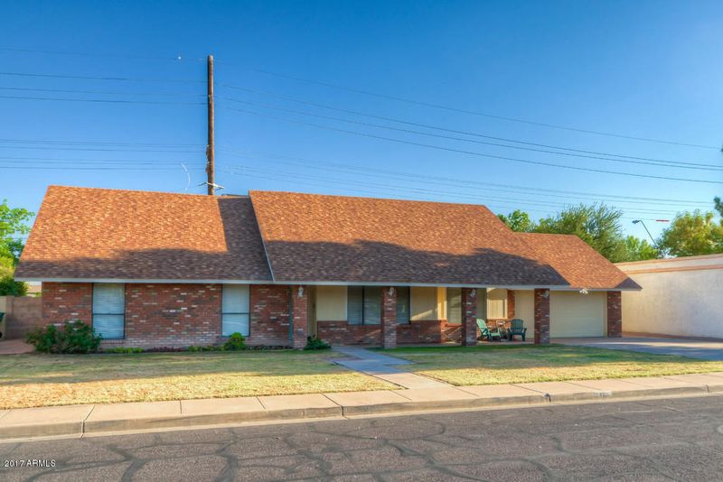 1461 E Greenway St, Mesa, AZ 85203