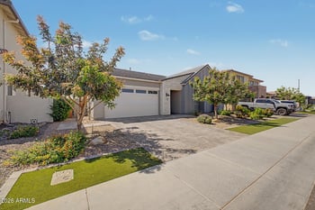 1461 San Carlos Way, Gilbert, AZ 85298
