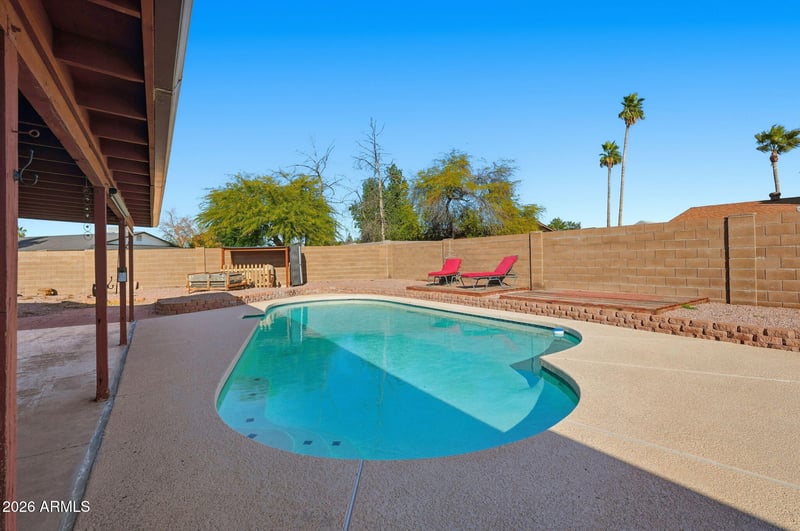 1461 63rd Pl, Mesa, AZ 85205