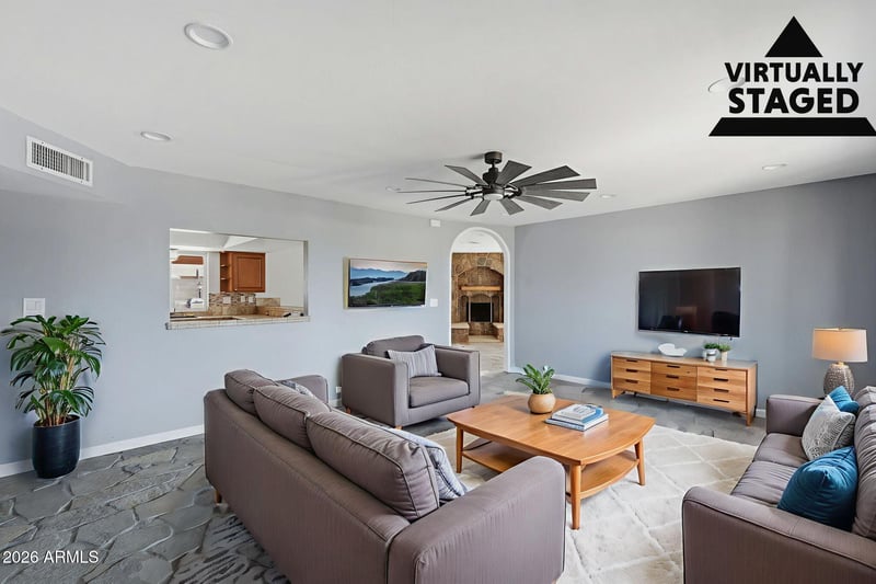 1461 63rd Pl, Mesa, AZ 85205