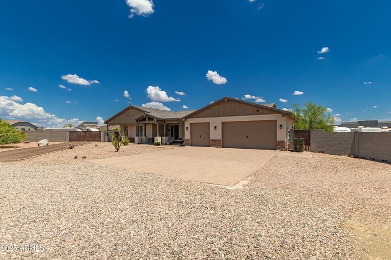 14612 Plum Rd, Surprise, AZ 85387