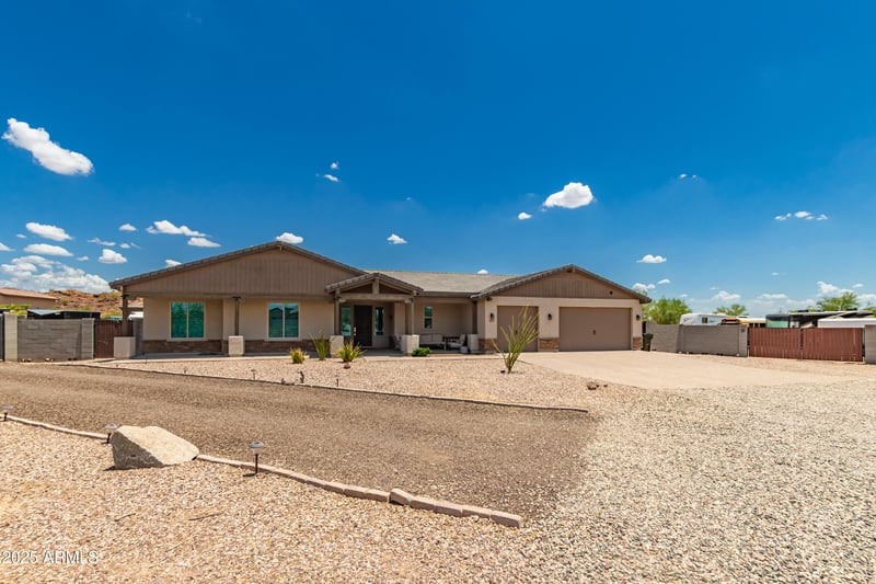 14612 Plum Rd, Surprise, AZ 85387