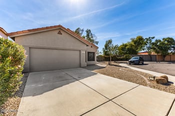 14613 43rd St, Phoenix, AZ 85044