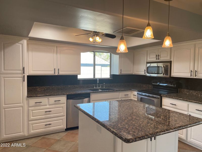 14613 N 23rd Pl, Phoenix, AZ 85022