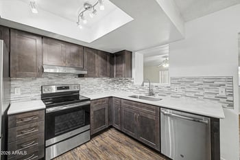 14616 N 33rd St, Phoenix, AZ 85032