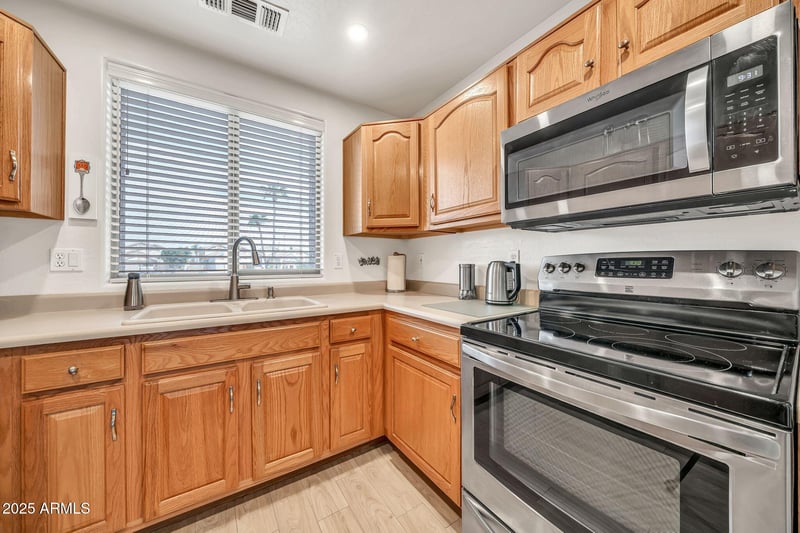 14617 87th Dr, Peoria, AZ 85381