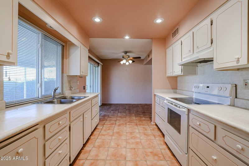 14618 Shiprock Dr, Sun City, AZ 85351