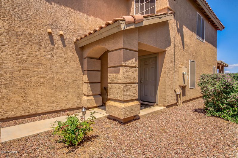 1462 E Rosebud Dr, San Tan Valley, AZ 85143