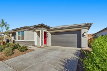 1462 Macaw Dr, San Tan Valley, AZ 85140