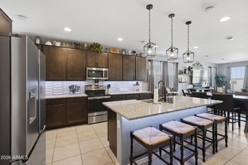 1462 Macaw Dr, San Tan Valley, AZ 85140