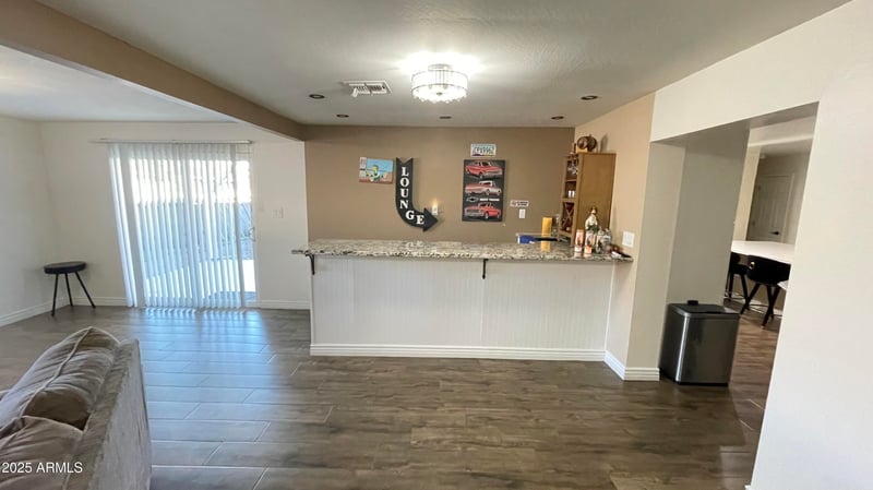 1462 University Dr, Mesa, AZ 85201