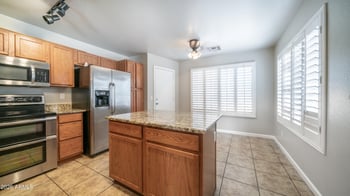 1462 19th Ave, Apache Junction, AZ 85120