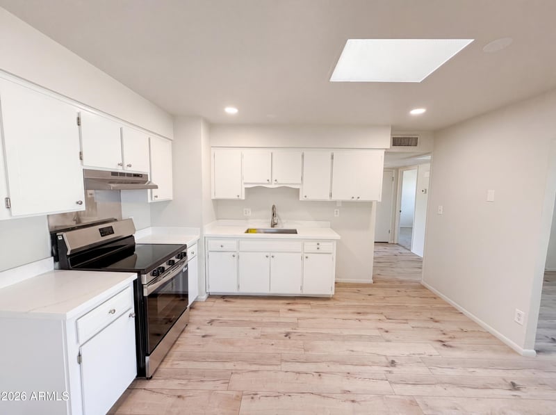 14621 N 31st Ave, Phoenix, AZ 85053