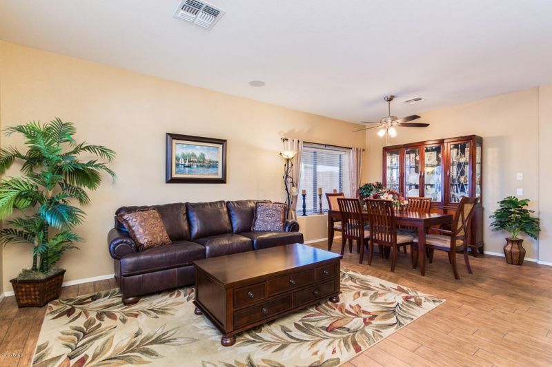 14622 W Crocus Dr, Surprise, AZ 85379
