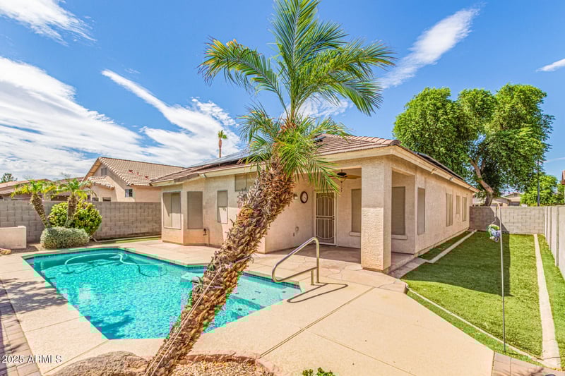 14623 Hearn Rd, Surprise, AZ 85379