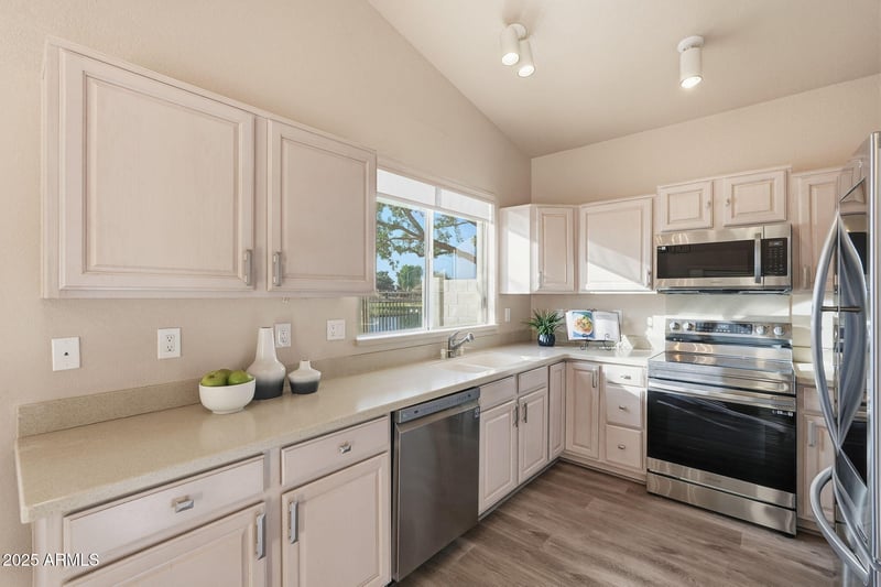 14624 90th Ln, Peoria, AZ 85381