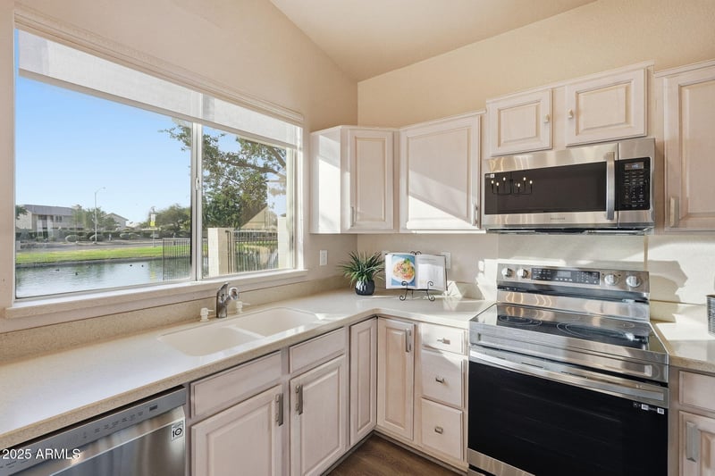 14624 90th Ln, Peoria, AZ 85381