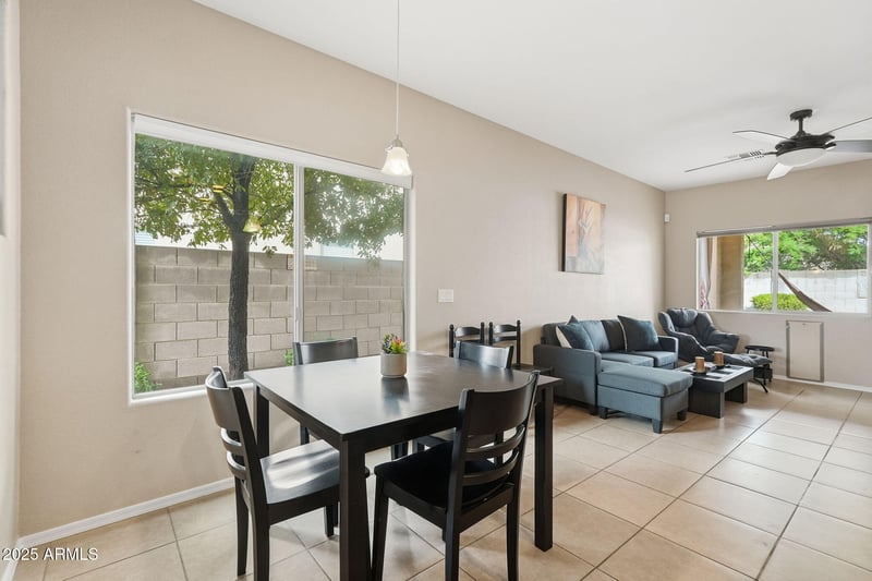 14624 Gelding Dr, Surprise, AZ 85379