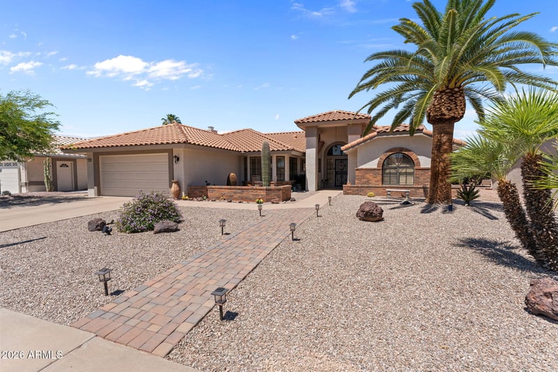 14626 Ravenswood Dr, Sun City West, AZ 85375