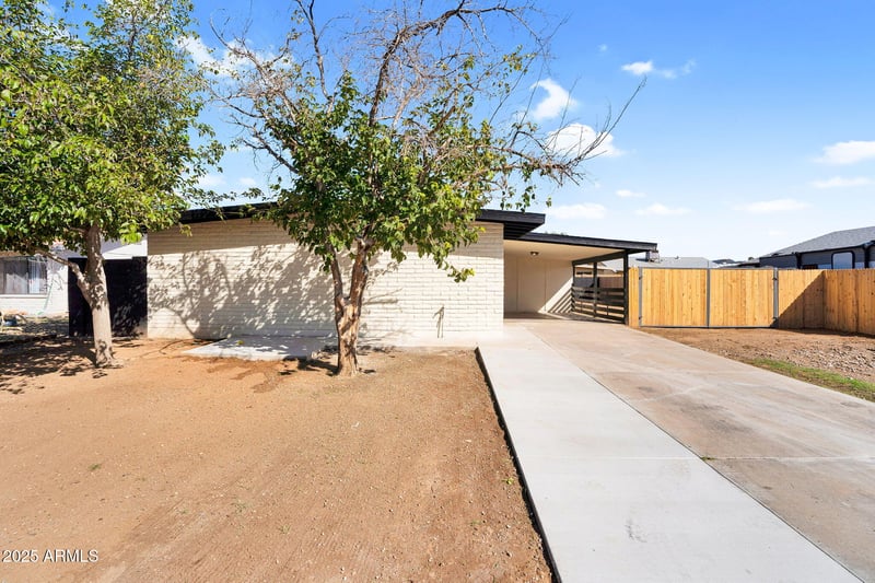 14627 33rd Ave, Phoenix, AZ 85053